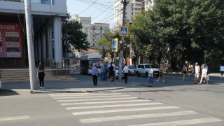 В Саратове эвакуируют торговые центры