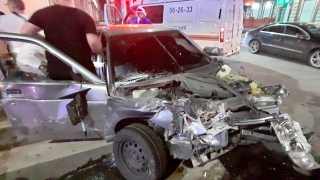 Около областного правительства "12-я" протаранила "BMW". Двое в больнице