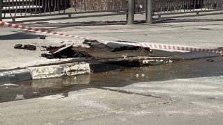 Центр Саратова остался без воды из-за потопа на Московской