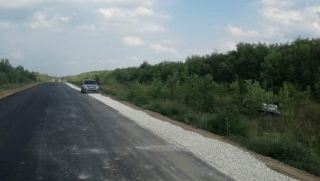Два пенсионера на пикапе улетели в кювет. Один в больнице