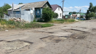 Саратовские дороги. Власти и подрядчики освоят еще 200 млн рублей