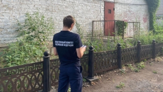 Молодого мужчину убило током в подвале