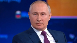 Владимир Путин предложил выплатить пенсионерам по 10 тысяч рублей