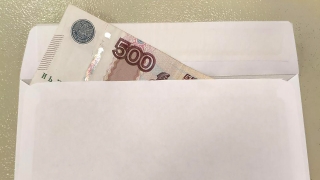 За взятку на трассе задержали двух братьев-дальнобойщиков