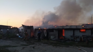 В поселке под Саратовом ночью сгорело кафе