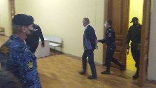 Избрание меры пресечения Андрею Гнусину отложено на 72 часа