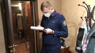 В квартире на 2-й Садовой нашли тело зарезанной женщины