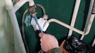 В результате хлопка газа на кухне пострадала пенсионерка