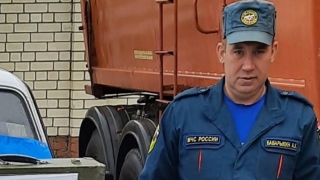 Начальник пожарной части спас людей из горящего автомобиля после ДТП