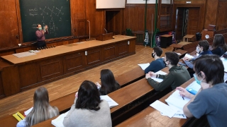 В российских вузах изменят критерии выплат преподавателям