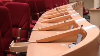 В Саратовской облдуме запретят аплодисменты и выступления без разрешения