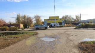 Подросток на мопеде врезался в "ВАЗ" с пенсионером за рулем
