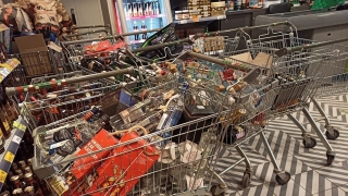 Три четверти участников опроса закупают продукты и товары в ожидании роста цен