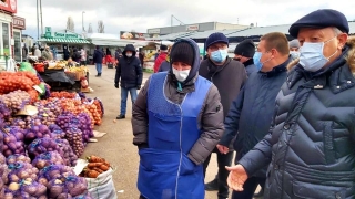 Губернатор предложил вернуть ярмарку на Театральную площадь
