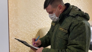 Житель Энгельса обнаружил труп знакомой в незапертой квартире