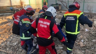В Саратове подростка придавило рухнувшей стеной заброшенного дома