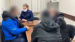 Перелом теменной кости и отек мозга. Саратовец избил палкой 15-летнюю дочь