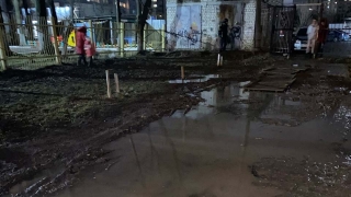 Жители Ленинского района два года добиваются дороги к детскому саду