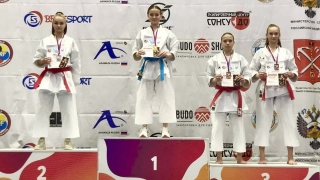 Саратовские каратисты выиграли медали и путевки в Европу