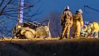 Под Балаковом водитель "десятки" врезался в столб и погиб