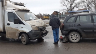 Массовое ДТП привело к пробкам у моста со стороны Энгельса