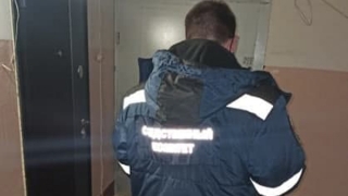 В Ленинском районе на площадке девятого этажа обнаружен труп