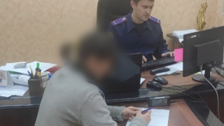 "За непослушание". Мать замерзших под Аткарском детей душила их шарфом и отнесла в овраг