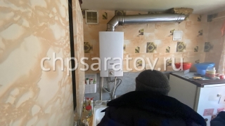 На Аткарской трое отравились угарным газом. Молодой парень погиб