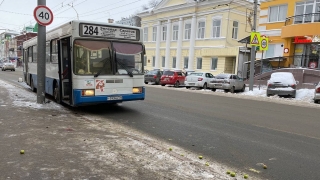 В центре Саратова энгельсский автобус сбил женщину