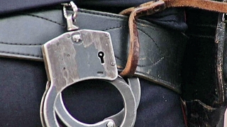 Житель Кировского района вымогал у двух мужчин 50 и 400 тысяч рублей