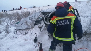 Два человека погибли и трое пострадали в аварии у Тепловки