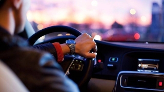 Юный сотрудник автомойки угнал "Хонду" и катал на ней друзей