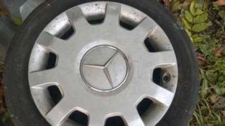 Саратовец украл колпаки с колес "Мерседеса" и подарил приятелю. Приговор