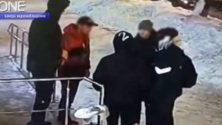 В Саратове два грабителя с игрушечным пистолетом напали на подростка