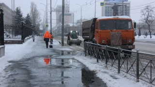 Саратовцев ждет пятница с дождем и снегом
