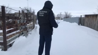 На поселковой улице нашли труп 44-летнего мужчины