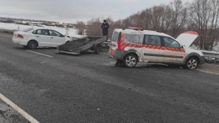 На трассе столкнулись "Поло" и "Ларгус". Один водитель в больнице