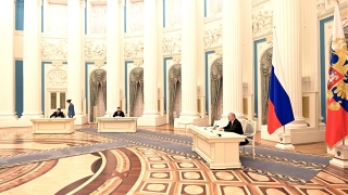 Владимир Путин подписал указы о признании ЛНР и ДНР