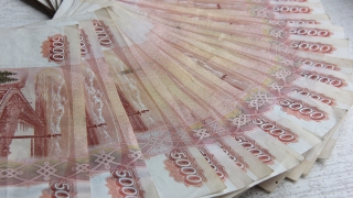 Два жителя Энгельса вымогали у парня 100 тысяч за оскорбление