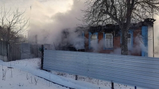 В Аркадаке на пожаре погибли двое взрослых и двое детей