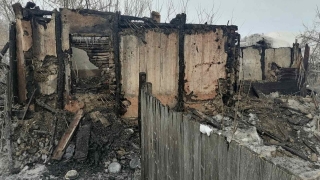 Саратовец погиб ночью в сгоревшем деревянном доме