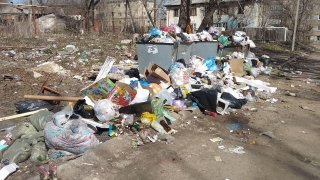 Губернатор возмущен мусором на улицах Ленинского района