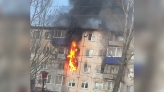 На пожаре в балаковской пятиэтажке пострадала женщина