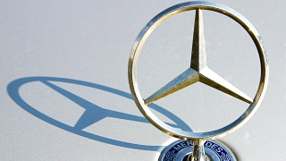 Только после ареста Mercedes 60-летний житель Саратова оплатил 104 штрафа