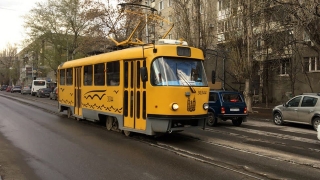 В центре Саратова из-за поломки вновь встали трамваи