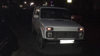На 50 лет Октября пожилой водитель "Нивы" сбил девушку