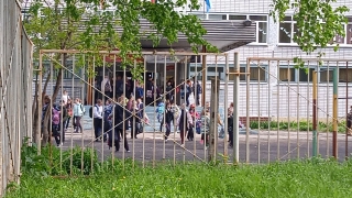 В Саратове вновь эвакуировали все школы