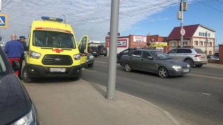Водитель "десятки" сбил женщину на переходе у МРЭО ГИБДД