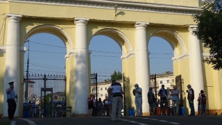 Пока 500 болельщиков. На "Локомотиве" установят новую систему безопасности