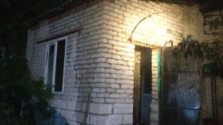 Ночью на трассе под Саратовом тушили пожар на СТО